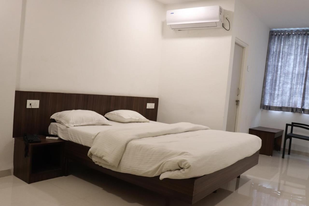 Hotel New Samrat Aurangabad  Exterior foto