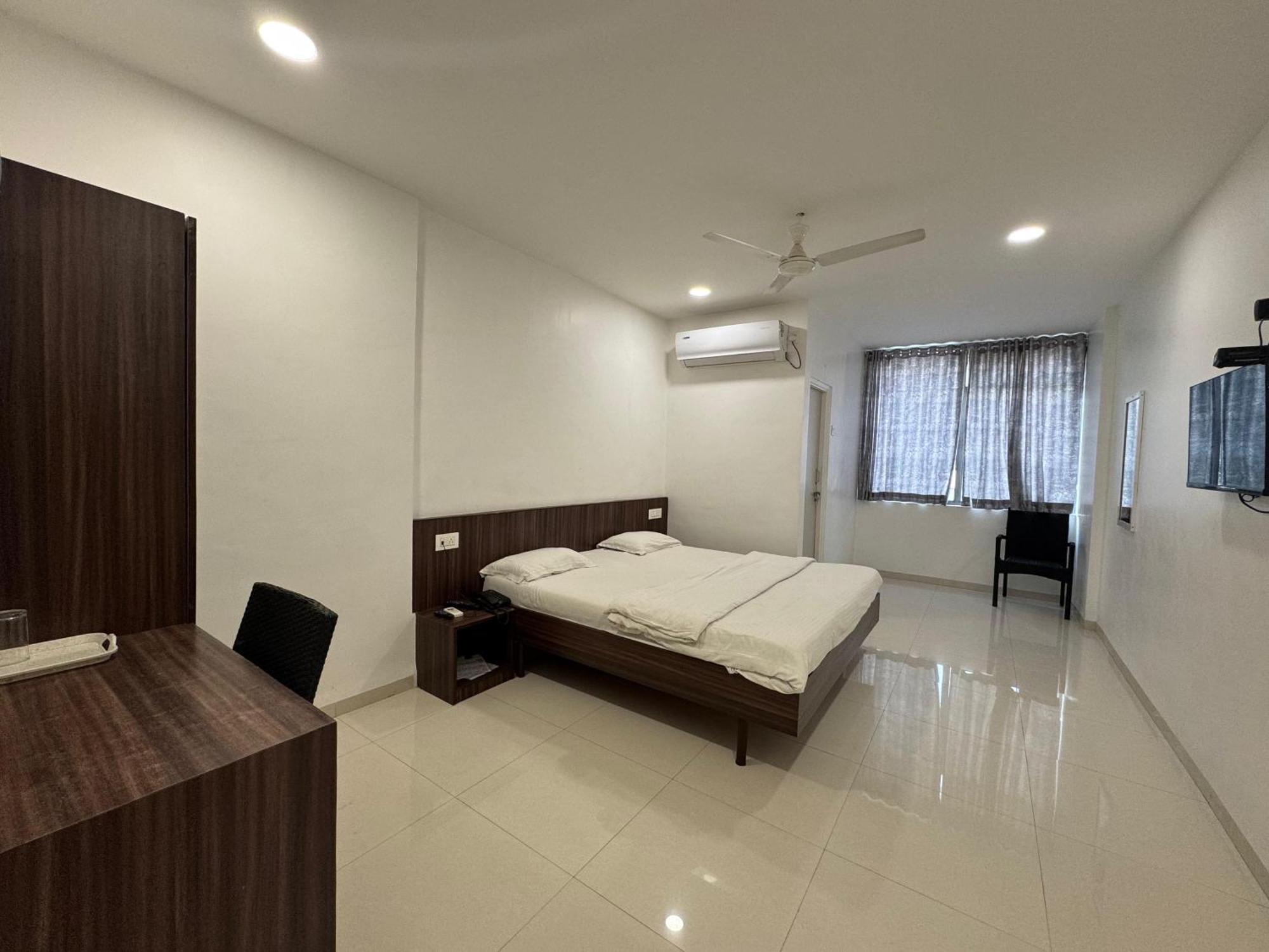 Hotel New Samrat Aurangabad  Exterior foto