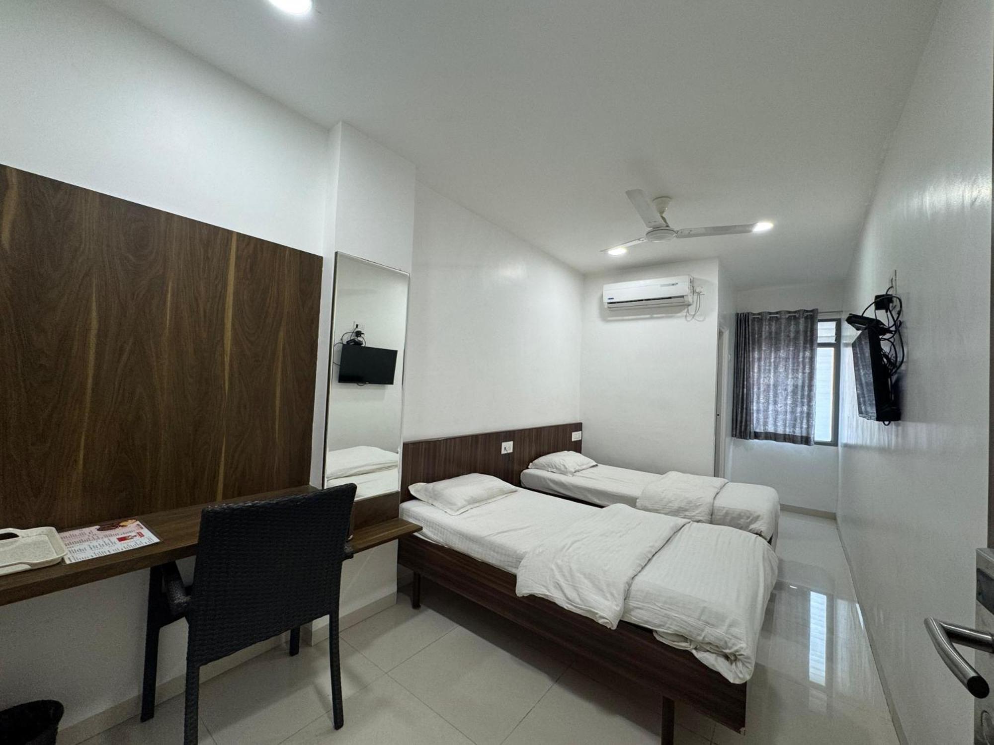 Hotel New Samrat Aurangabad  Exterior foto
